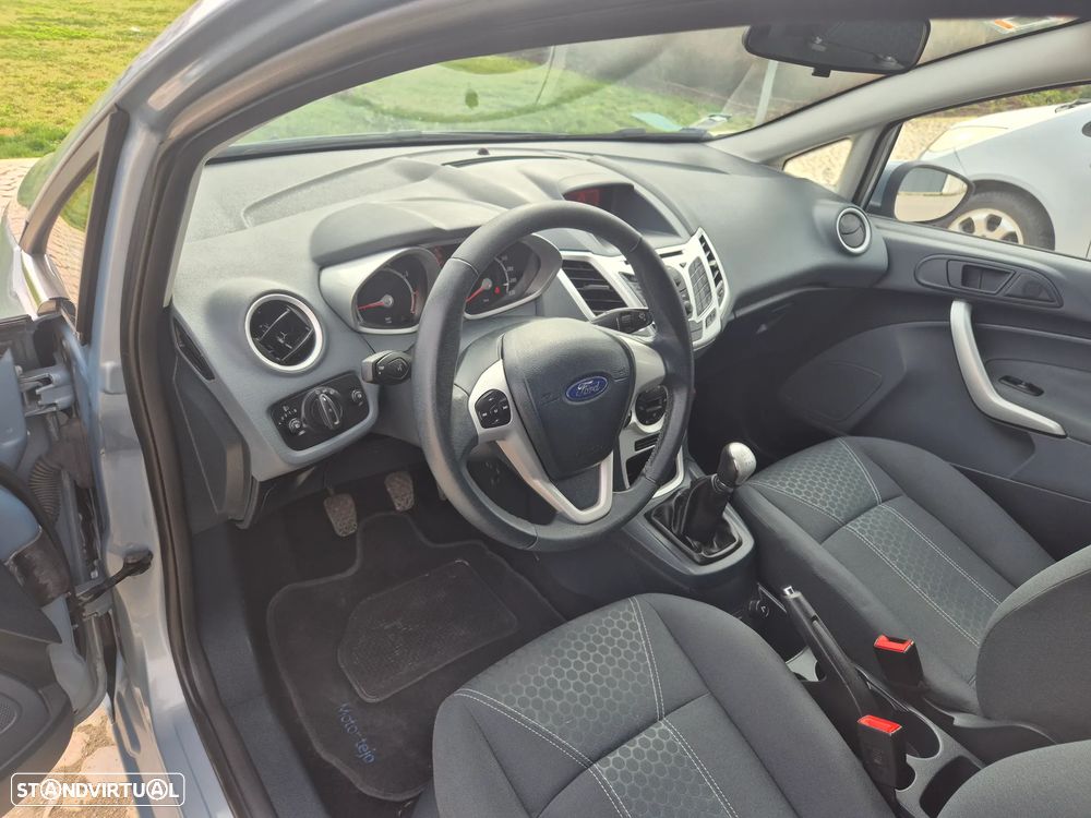 Ford Fiesta 1.25 Titanium 124g - 8