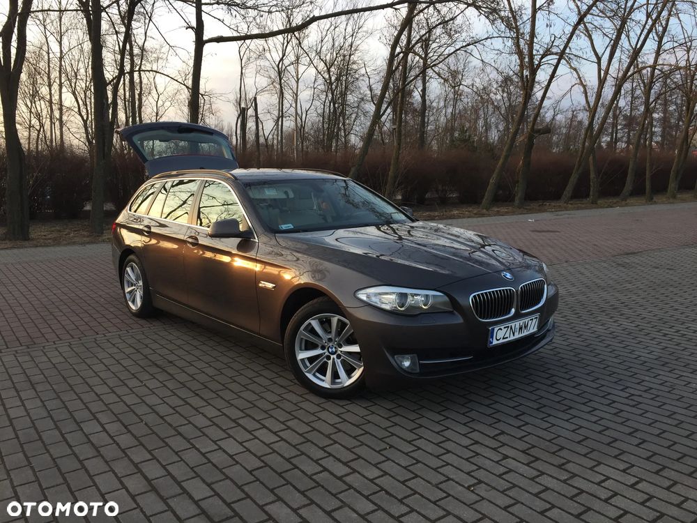 BMW Seria 5 520d Touring - 1