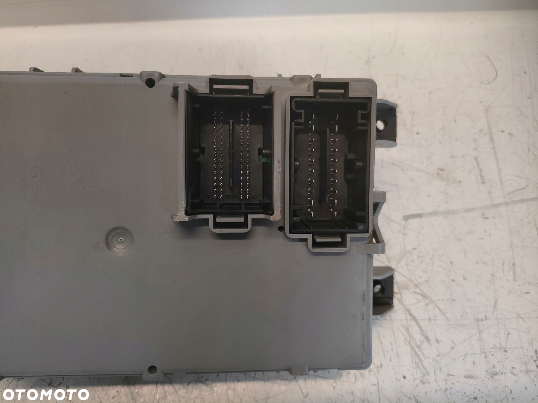 FIAT GRANDE PUNTO 05- 1.4 MODUŁ BSI SKRZYNKA BEZPIECZNIKÓW 00518263170 - 5