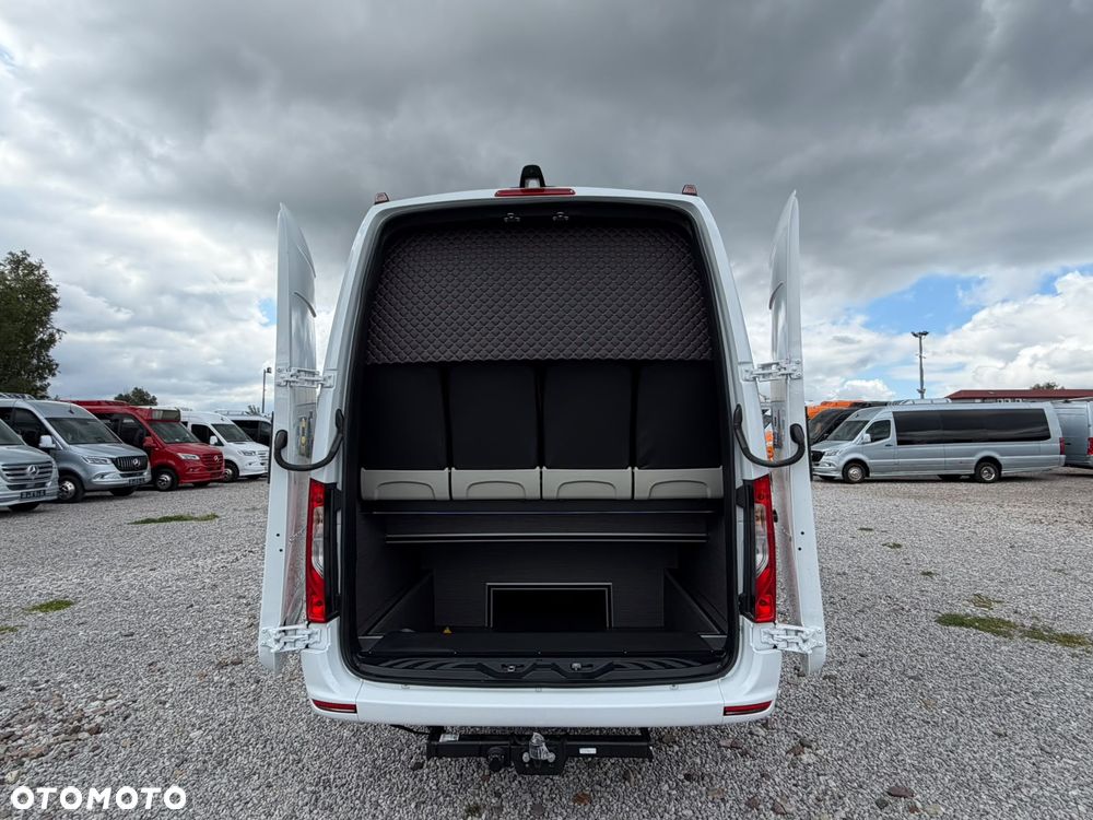 Mercedes-Benz Sprinter 519 - 7