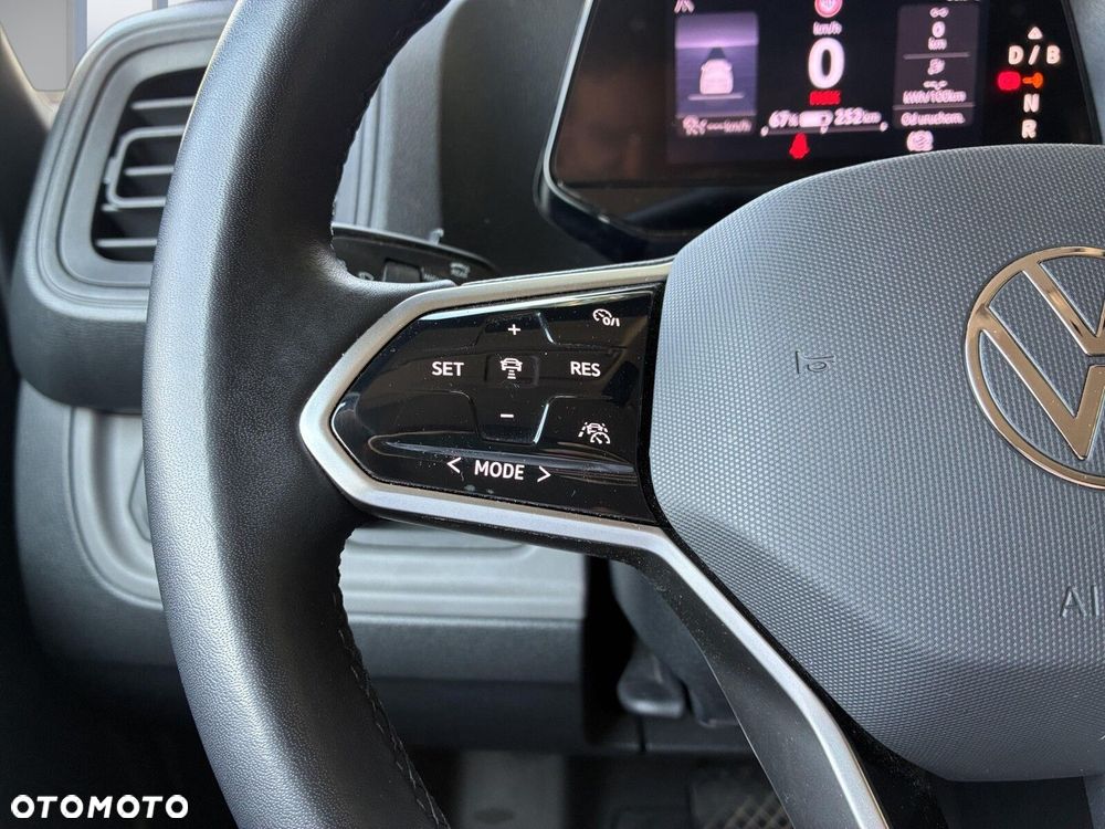 Volkswagen ID. Buzz Cargo 204 KM 82 kWh r. o. 2989 mm - 14