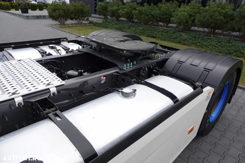 Renault T 520 / RETARDER / PIELE / LIMITED / TEAM ALPINE 55/99 - 12