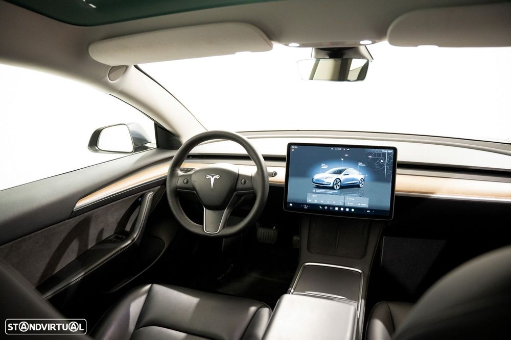 Tesla Model 3 Long Range Tração Traseira - 4