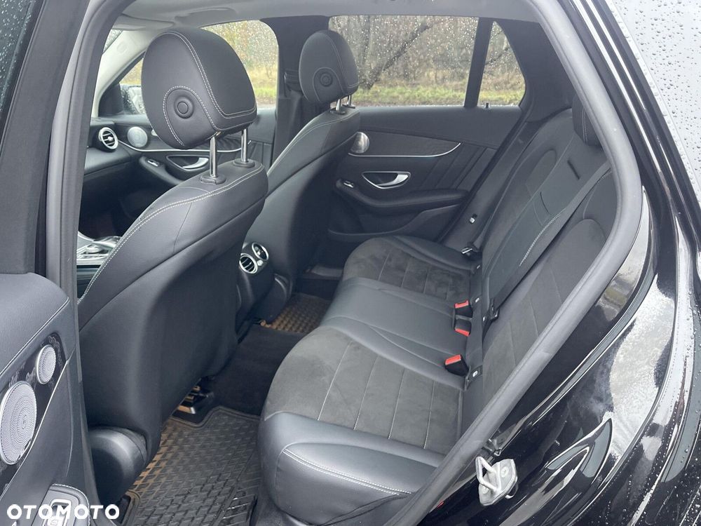 Mercedes-Benz GLC - 18