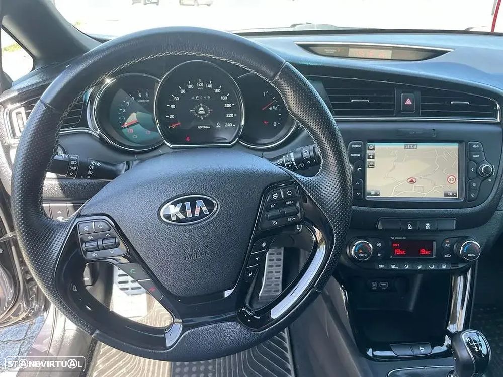 Kia Ceed SW 1.6 CRDi GT Line - 6