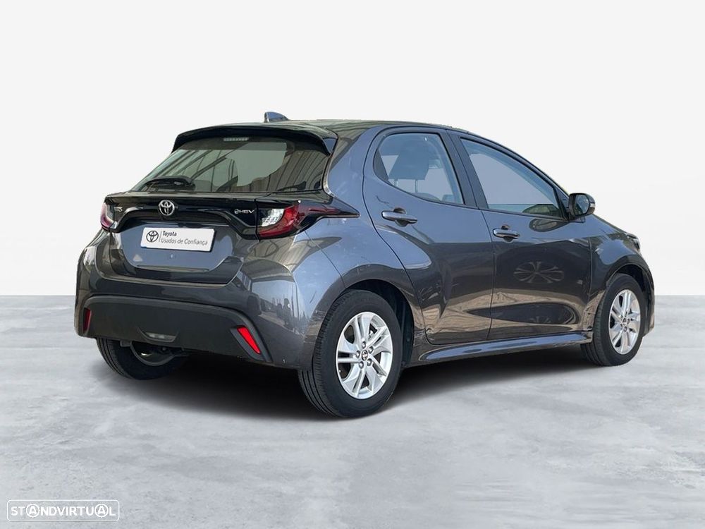 Toyota Yaris - 4