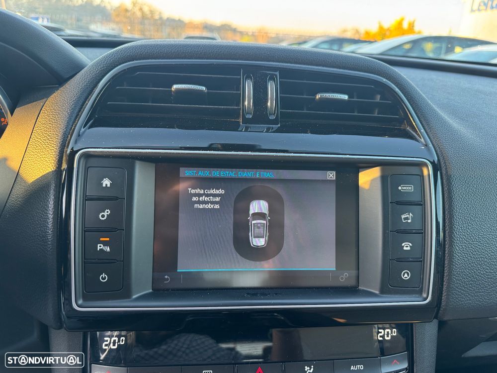 Jaguar F-Pace 2.0 i4D Prestige AWD - 22