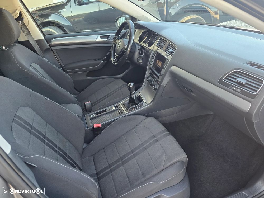 VW Golf 1.6 TDI BlueMotion Lounge - 18