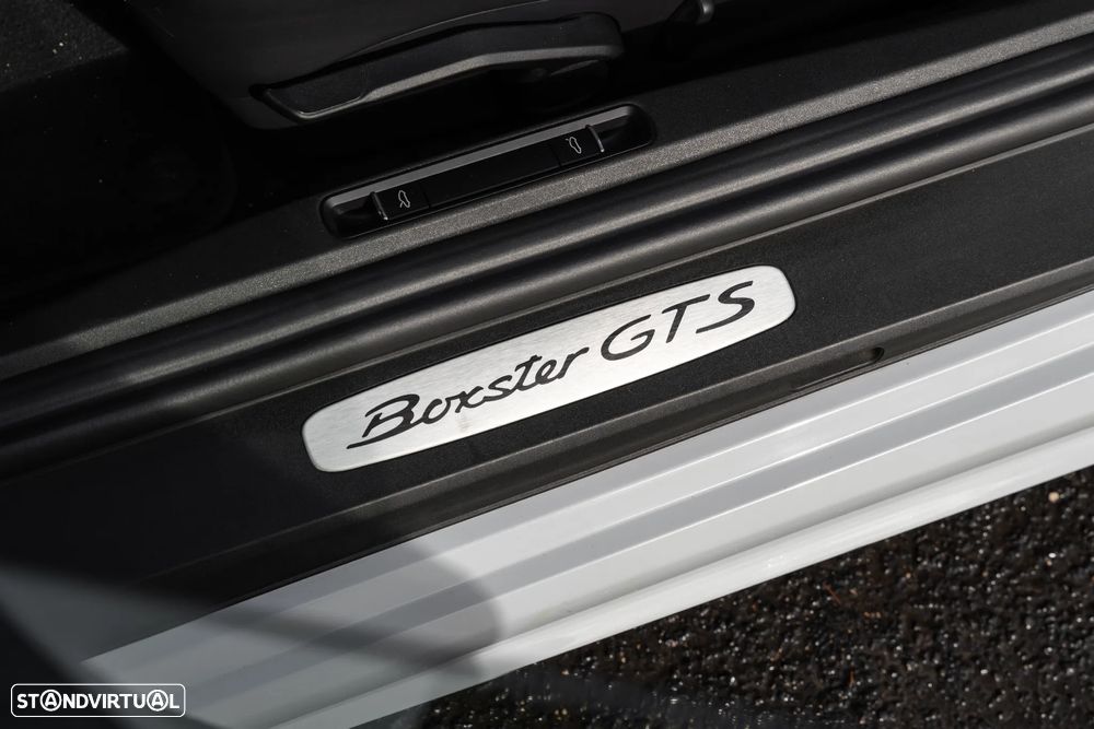 Porsche 718 Boxster 4.0 GTS PDK - 15