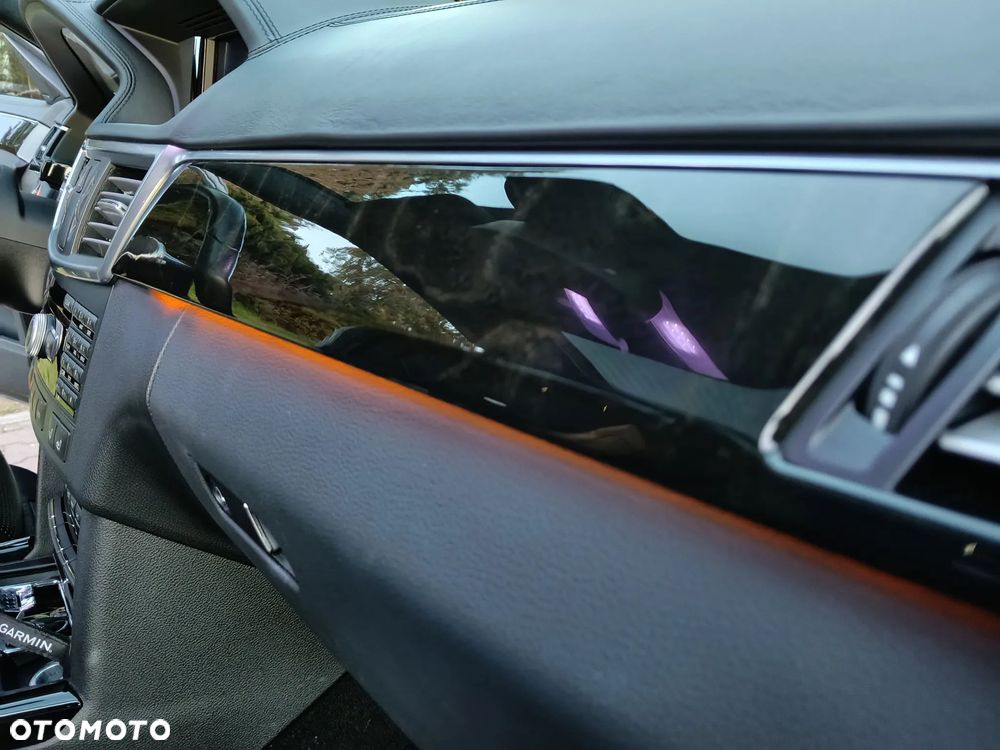 Mercedes-Benz Klasa E - 21