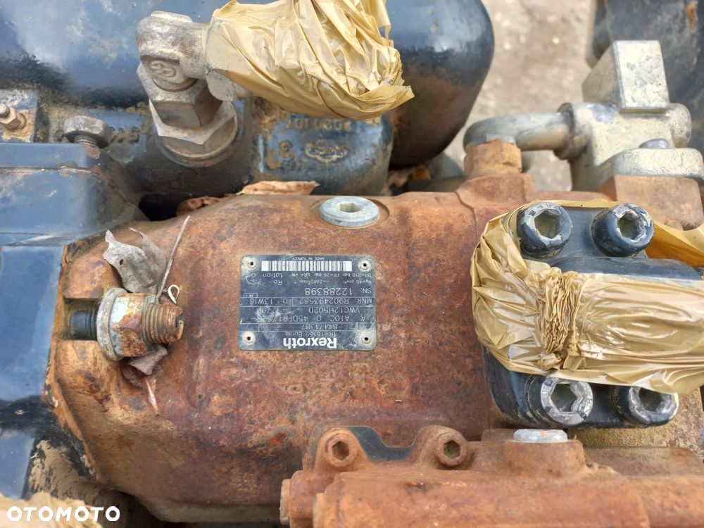 Części skrzyni biegów new holland,case,22647000,47126619,47126736,44980020,5197570,47131252,5198194,R902493582,1525503725,47124320,47127186,KOSZ,wałek,obudowa,most,atak,rozdzielacze hydrauliczne,pompahydrauliki,zwolnice,podnośnik,synchronizator,rewers,ramiona,wom. - 14