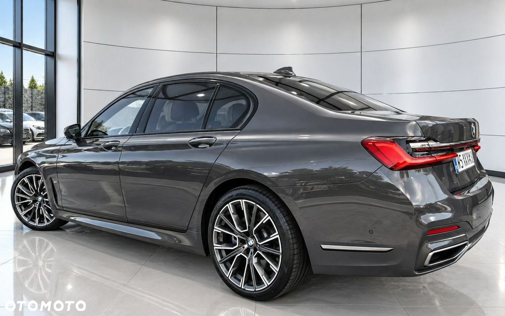 BMW Seria 7 - 29