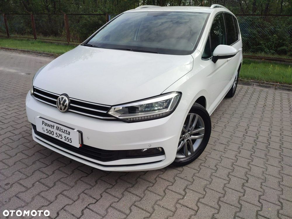 Volkswagen Touran - 11