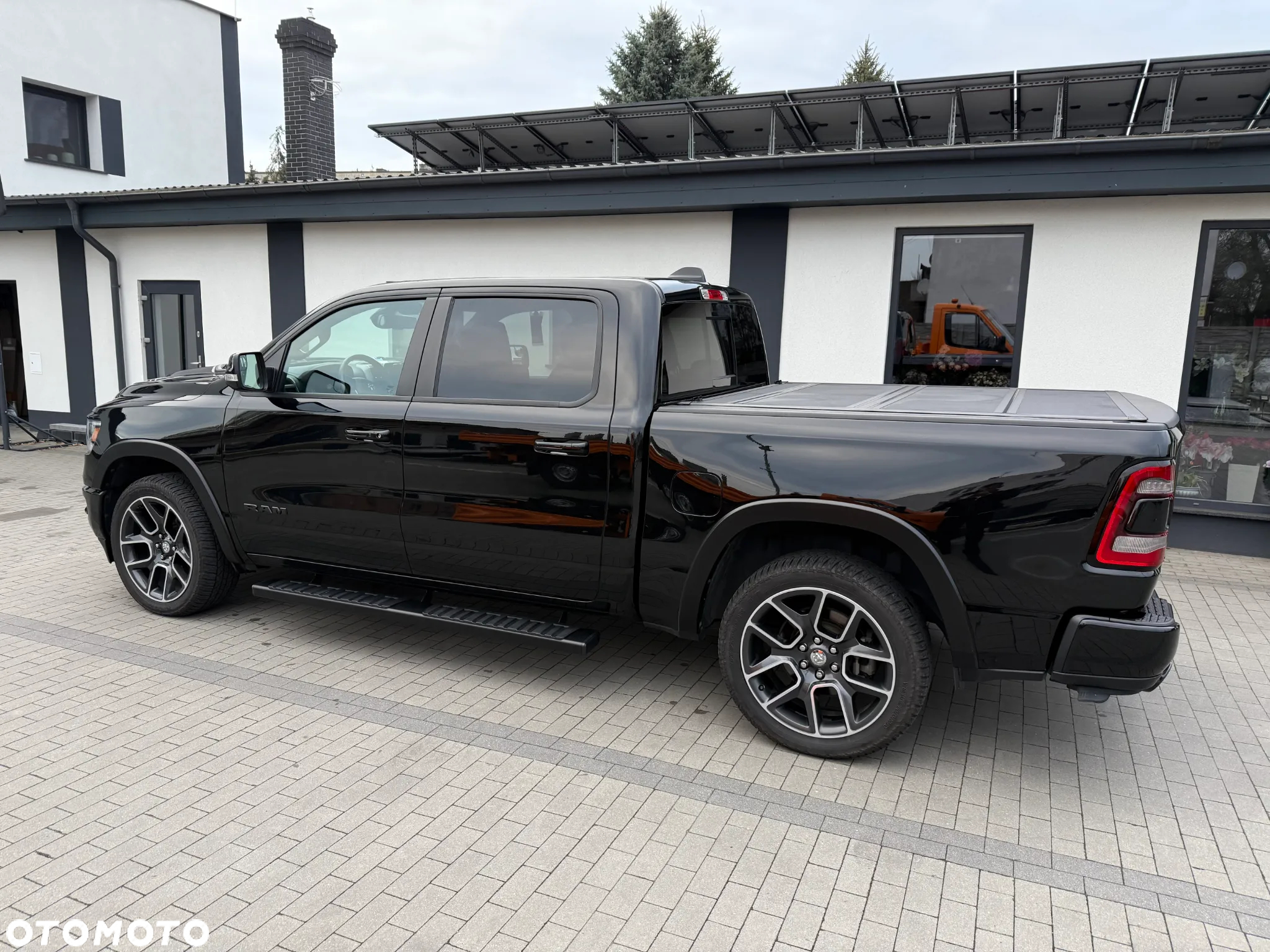 Dodge RAM 1500 5.7 4x4 - 2