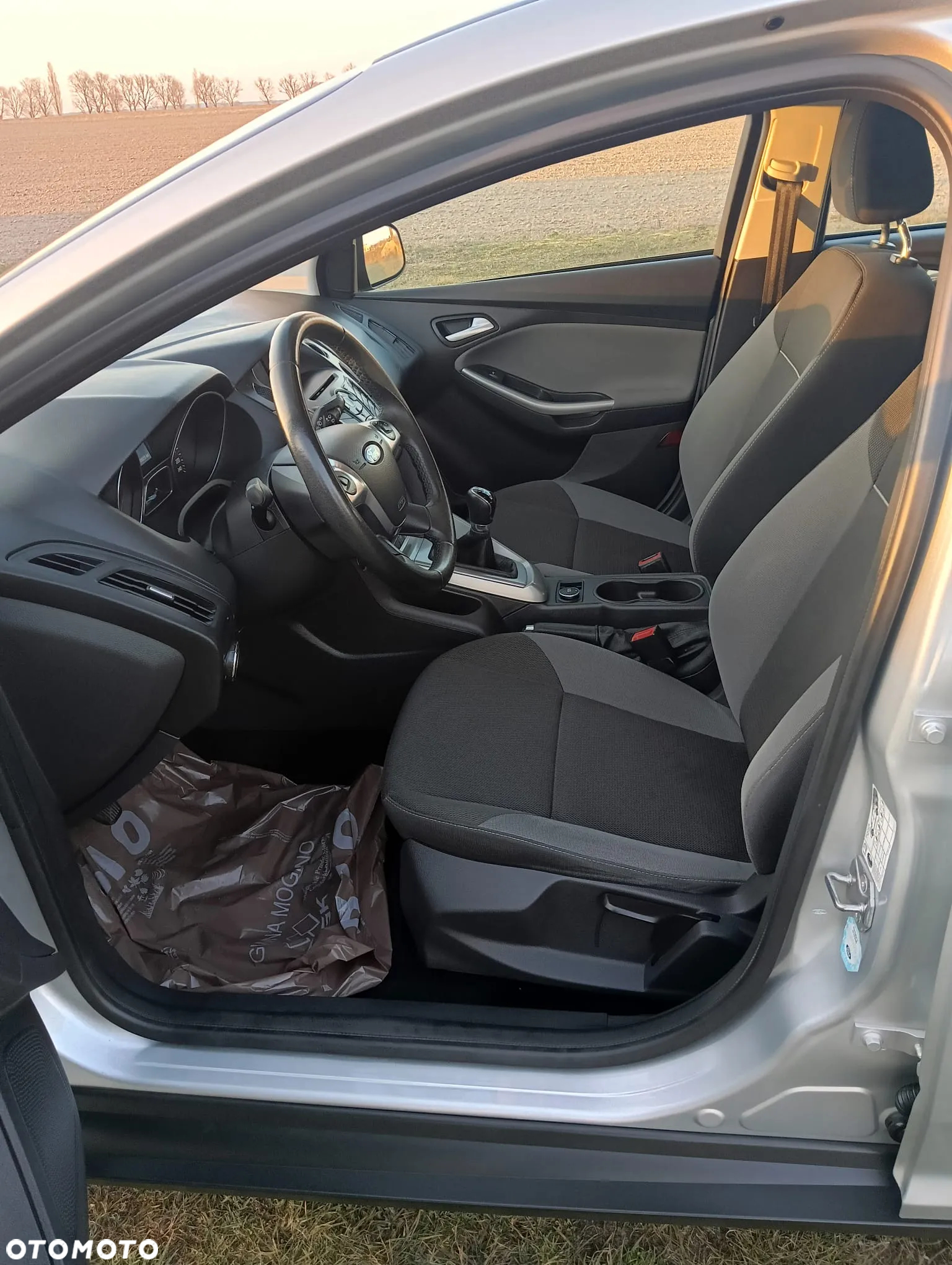 Ford Focus 1.0 EcoBoost 99g Trend - 6