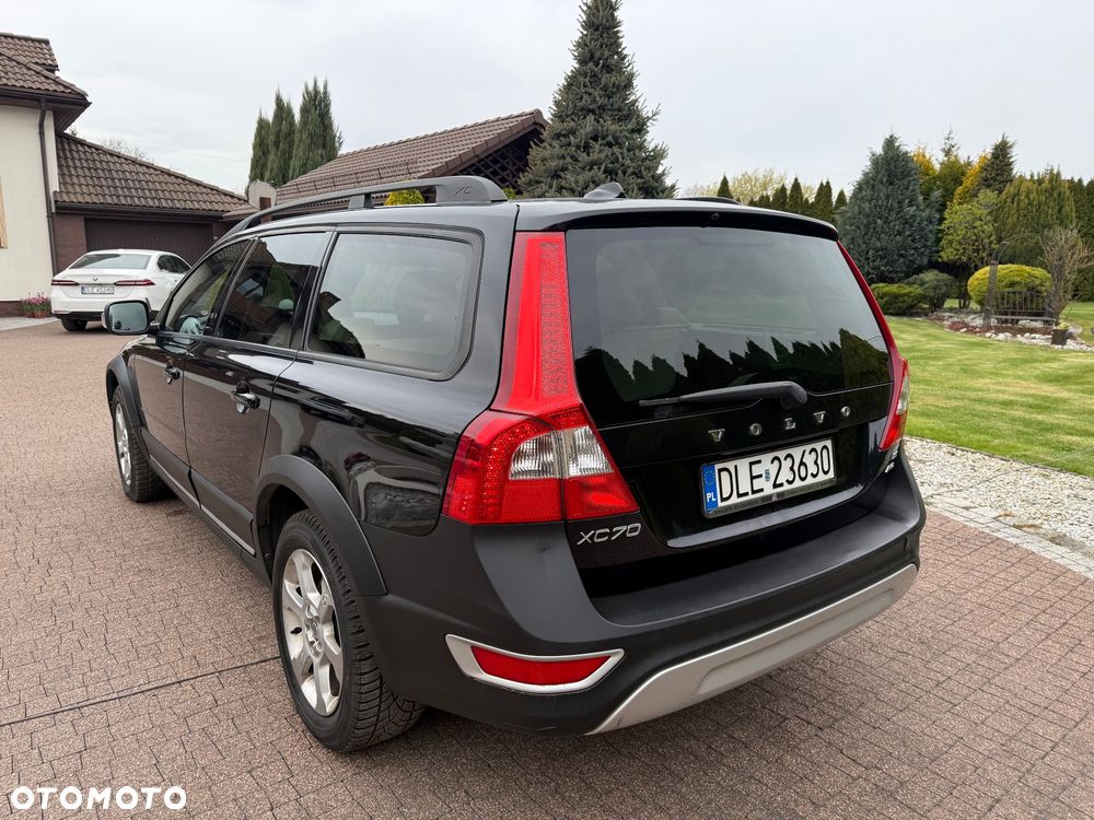Volvo XC 70 - 4