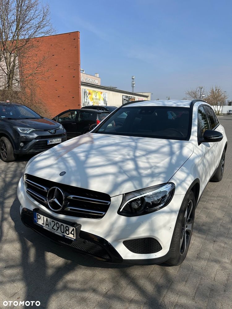 Mercedes-Benz GLC - 1