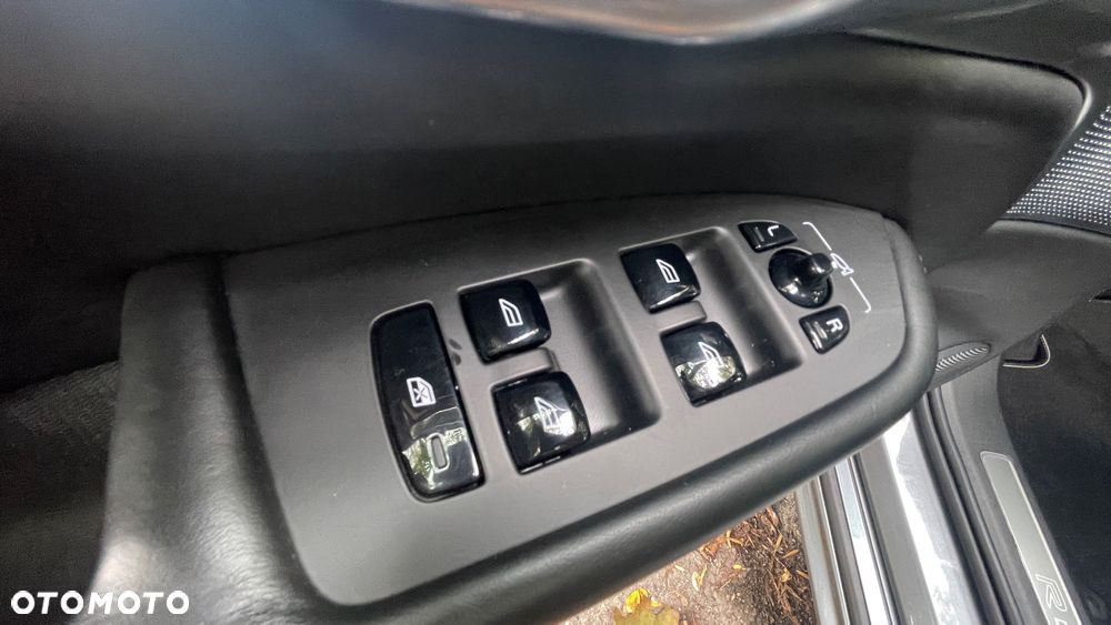 Volvo XC 90 - 34