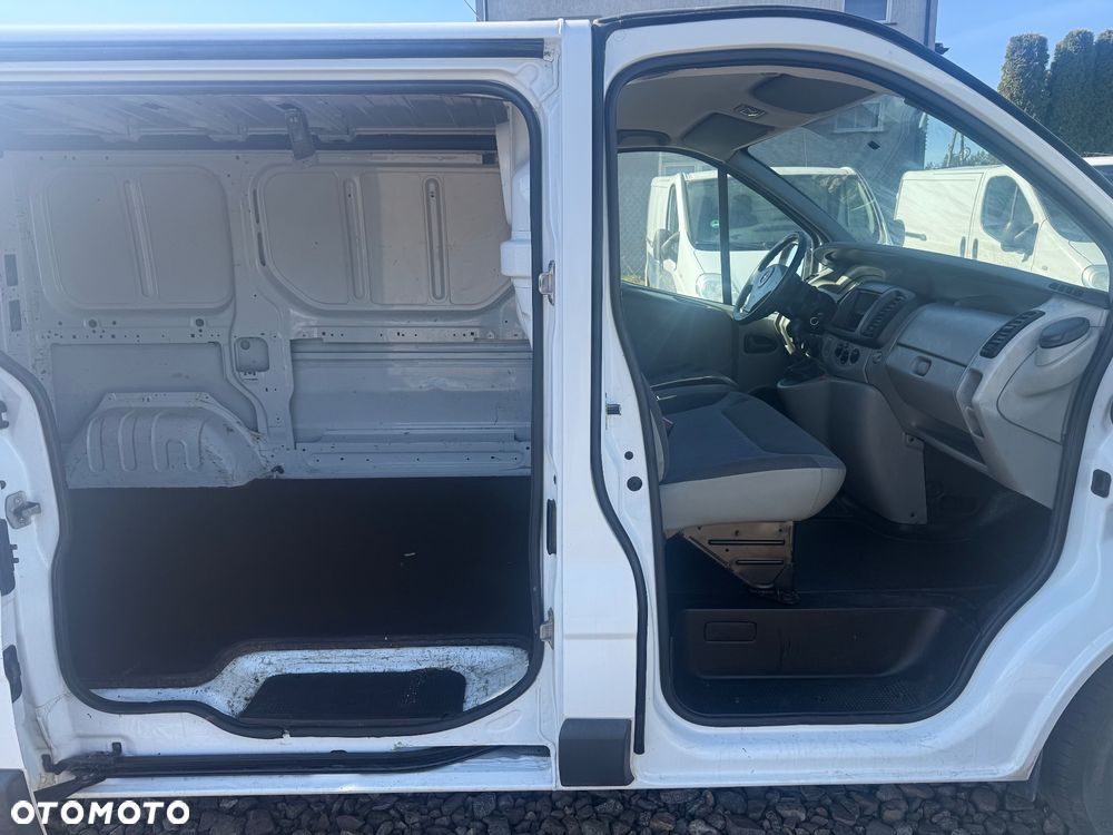 Opel Vivaro 2.0 cdti z Niemiec bezwypadkowy - 8