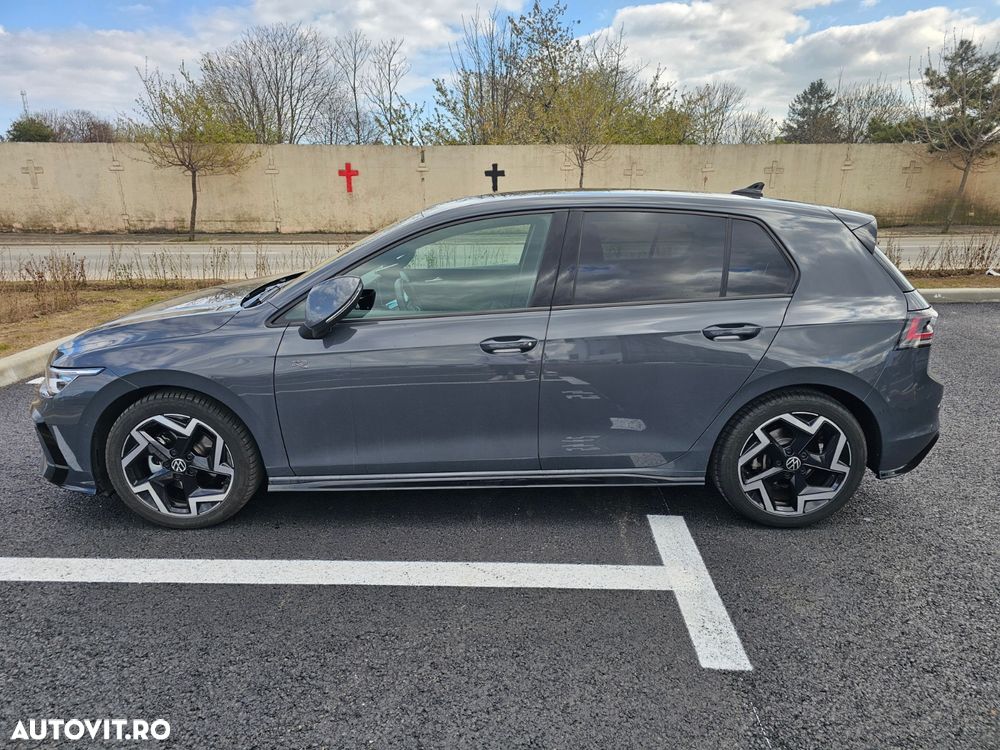 Volkswagen Golf 1.5 eTSI ACT DSG MHEV R-Line - 9