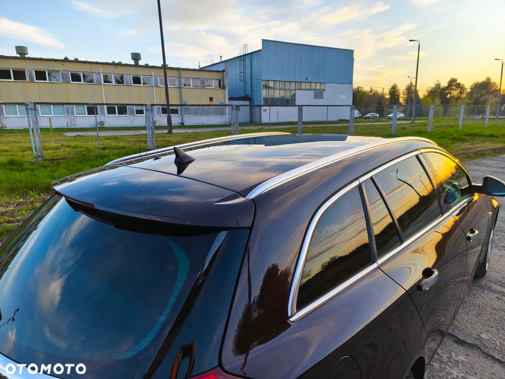 Opel Insignia 2.0 CDTI EcoFLEX Cosmo - 10