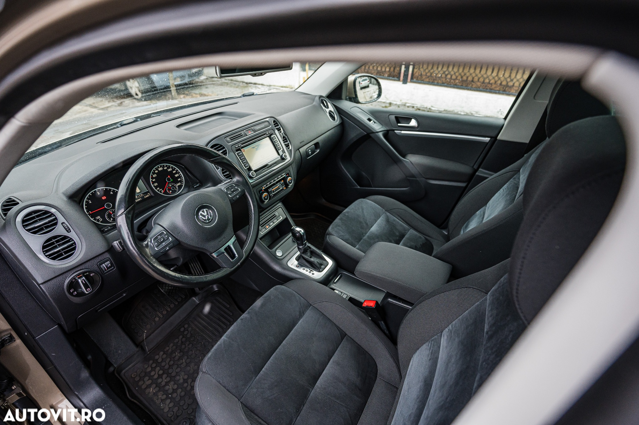 Volkswagen Tiguan 2.0 TDI 4Motion DSG Sport & Style - 15