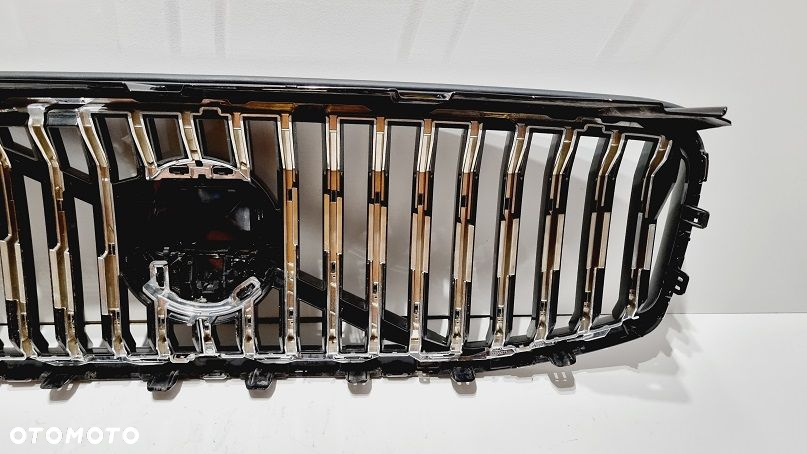ATRAPA GRILL VOLVO XC60 II LIFT FL 20- ORYGINAŁ - 6