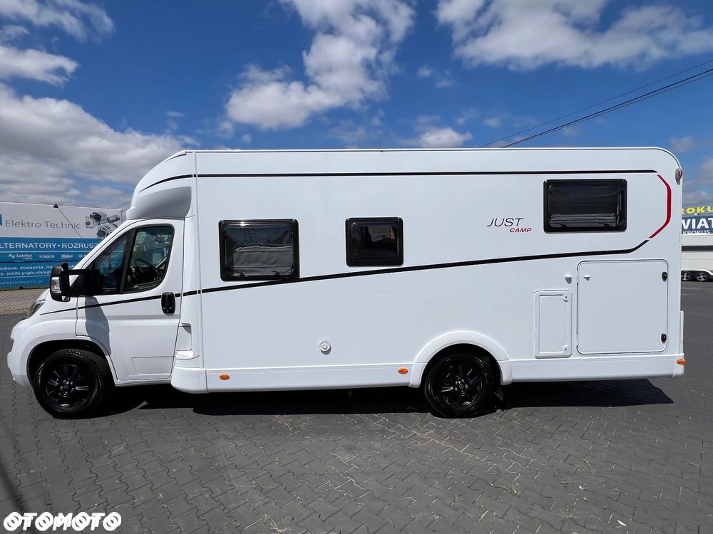 Dethleffs Just Camp 7052 EB - 2