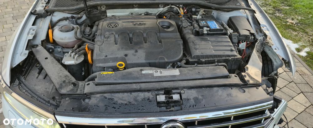 Volkswagen Passat - 9