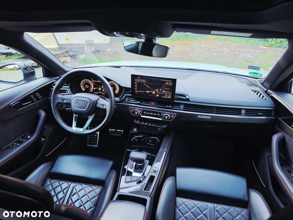 Audi A4 Avant 45 TFSI quattro S tronic S line - 14