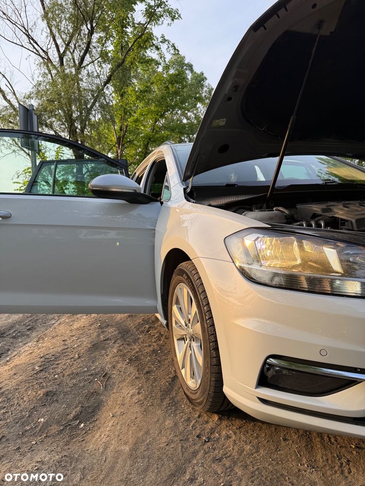 Volkswagen Golf 1.6 TDI BMT Highline - 9