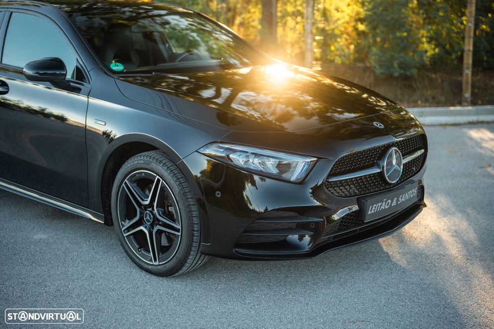 Mercedes-Benz A 250 e AMG Line - 3