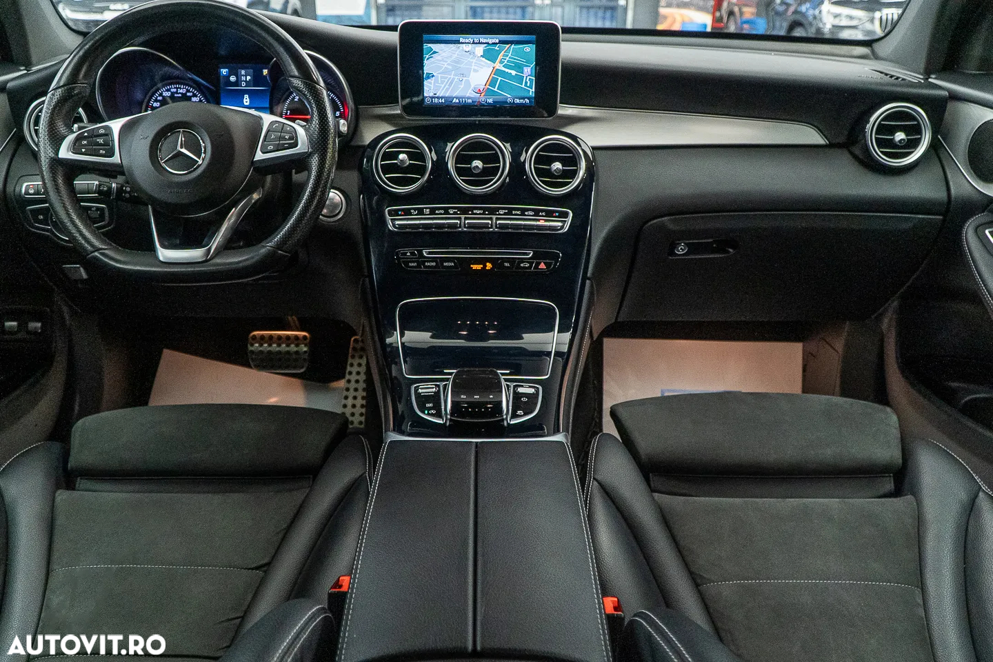 Mercedes-Benz GLC Coupe 250 d 4Matic 9G-TRONIC - 32