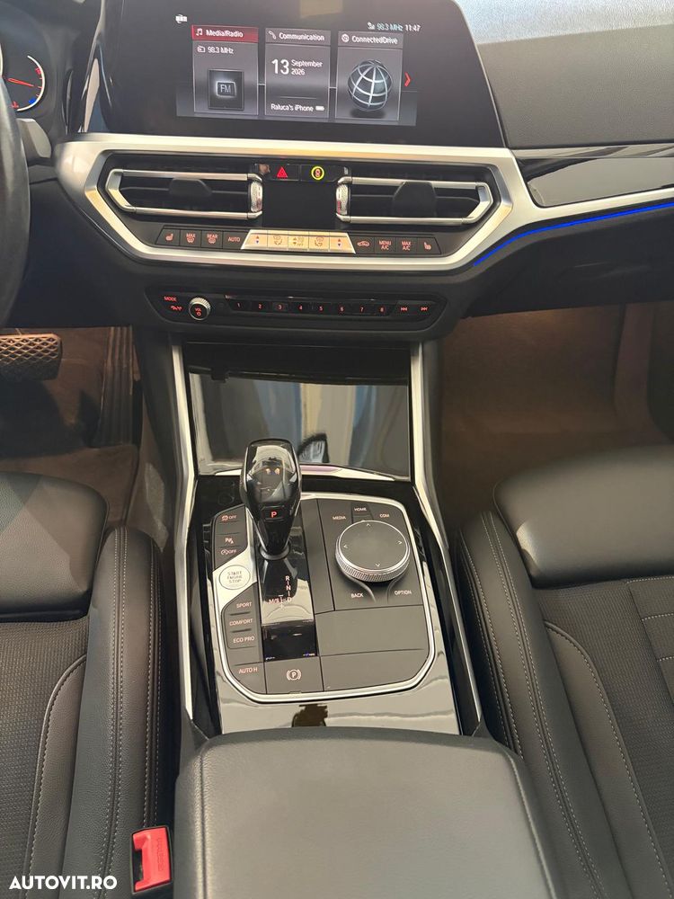BMW Seria 3 320i AT - 12