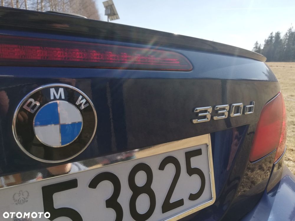 BMW Seria 3 330d M Sport Edition - 6