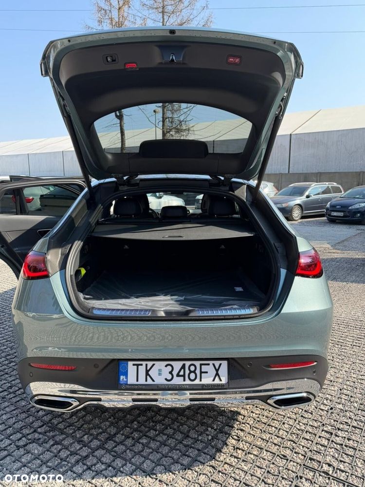 Mercedes-Benz GLC - 12