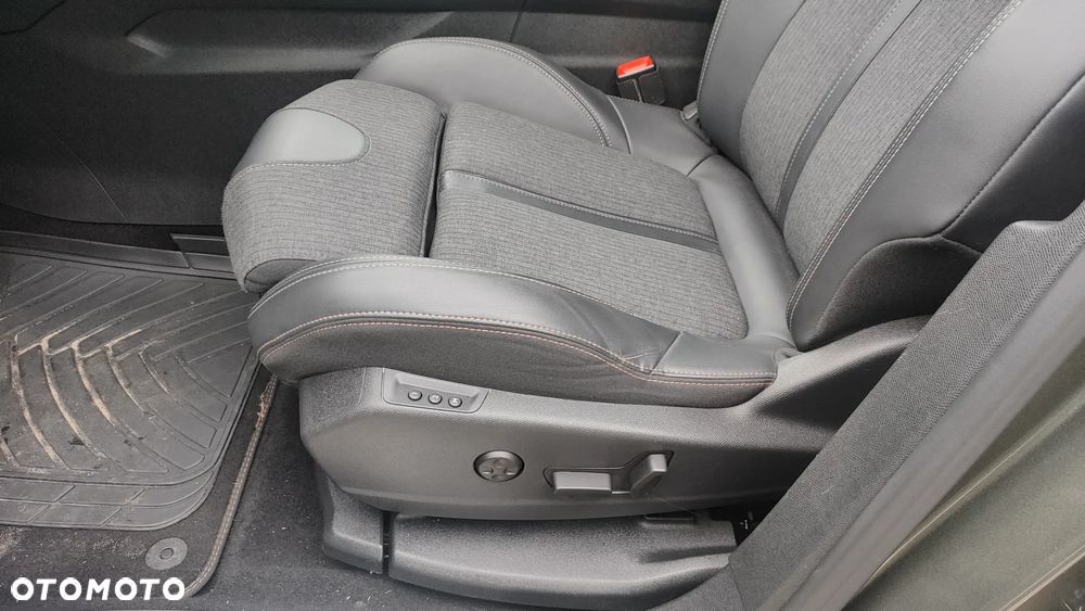 Peugeot 5008 BlueHDI 180 EAT8 GT Pack - 25