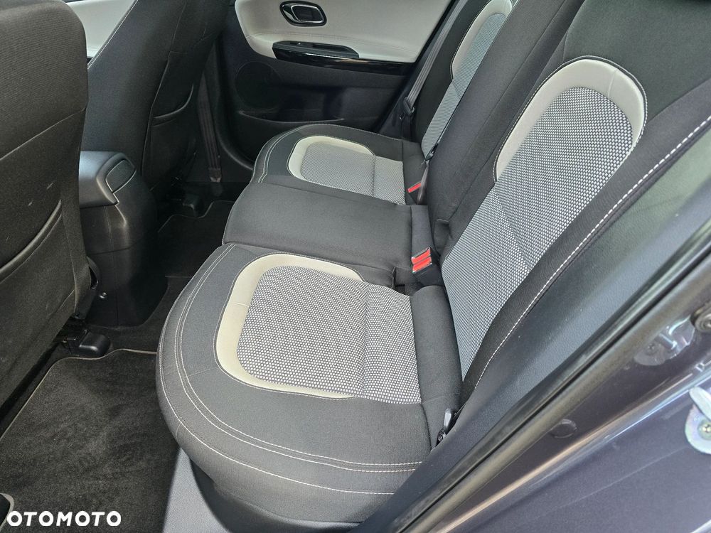 Kia Ceed 1.6 GDI Spirit - 19