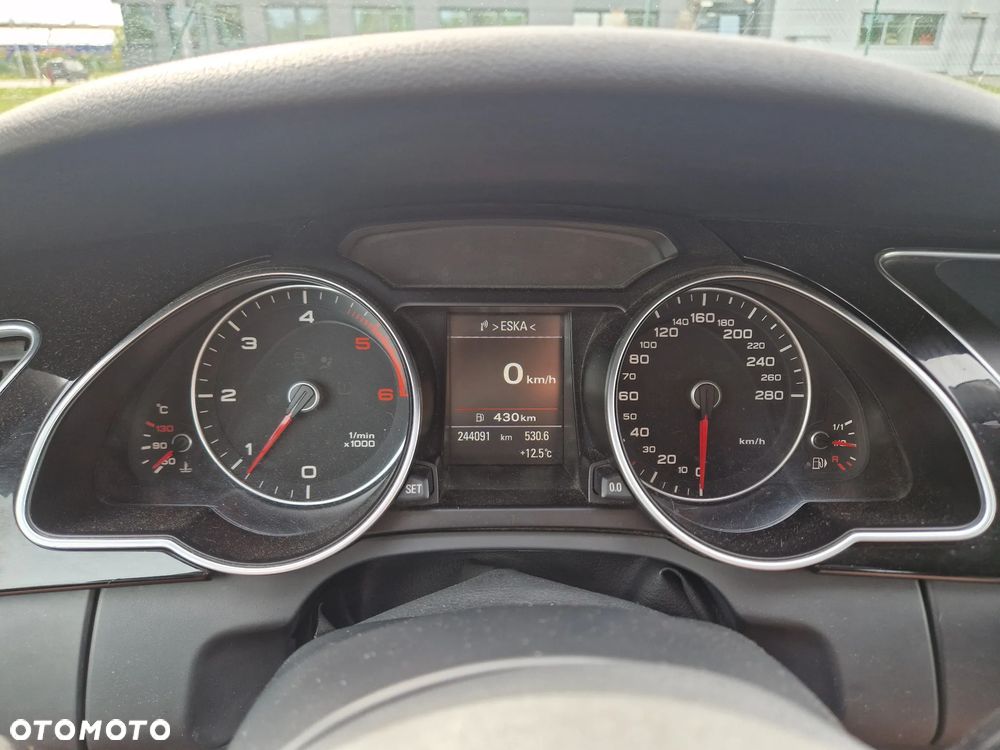 Audi A5 Coupé 2.0 TDI DPF quattro - 32