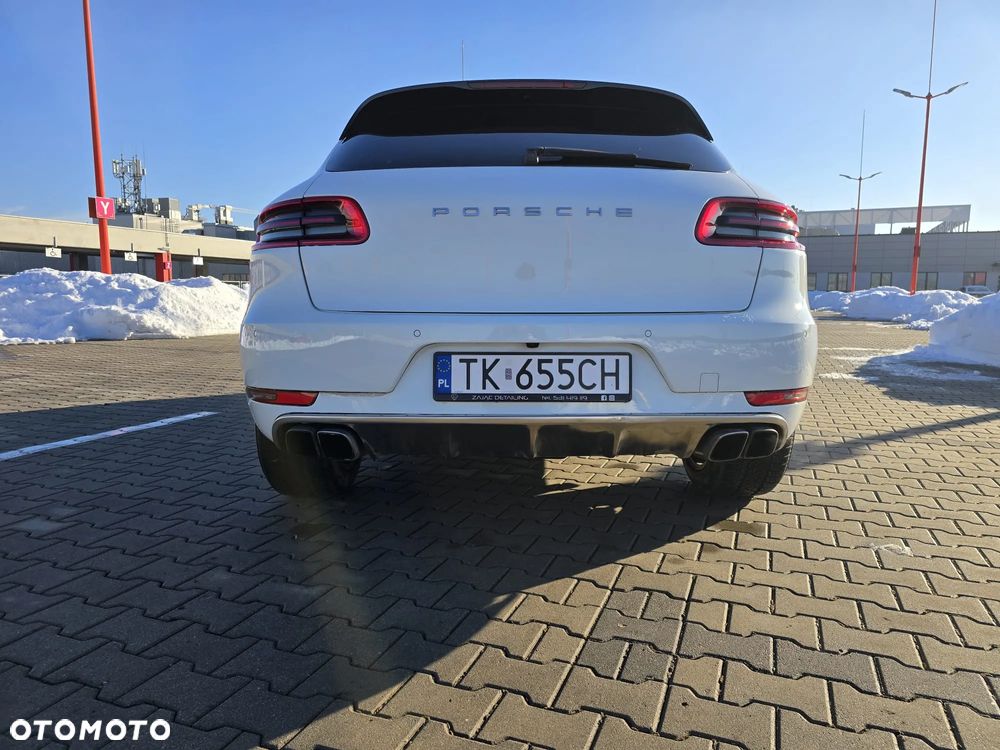 Porsche Macan Turbo - 7