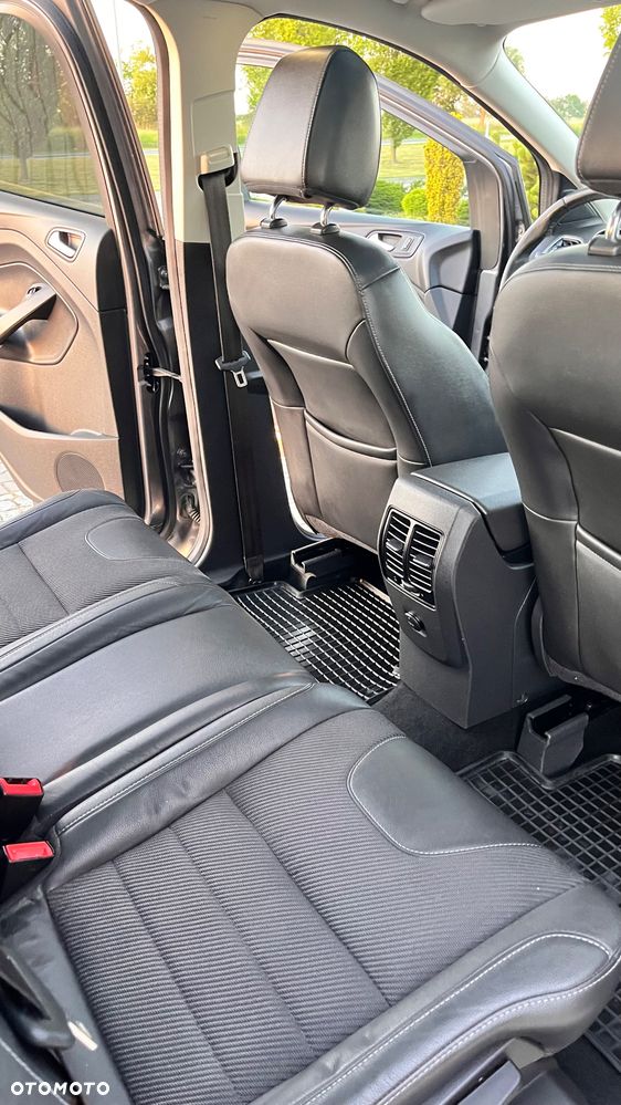 Ford Kuga 2.0 TDCi Titanium - 15