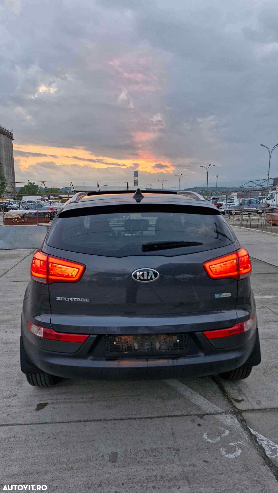 Kia Sportage - 10