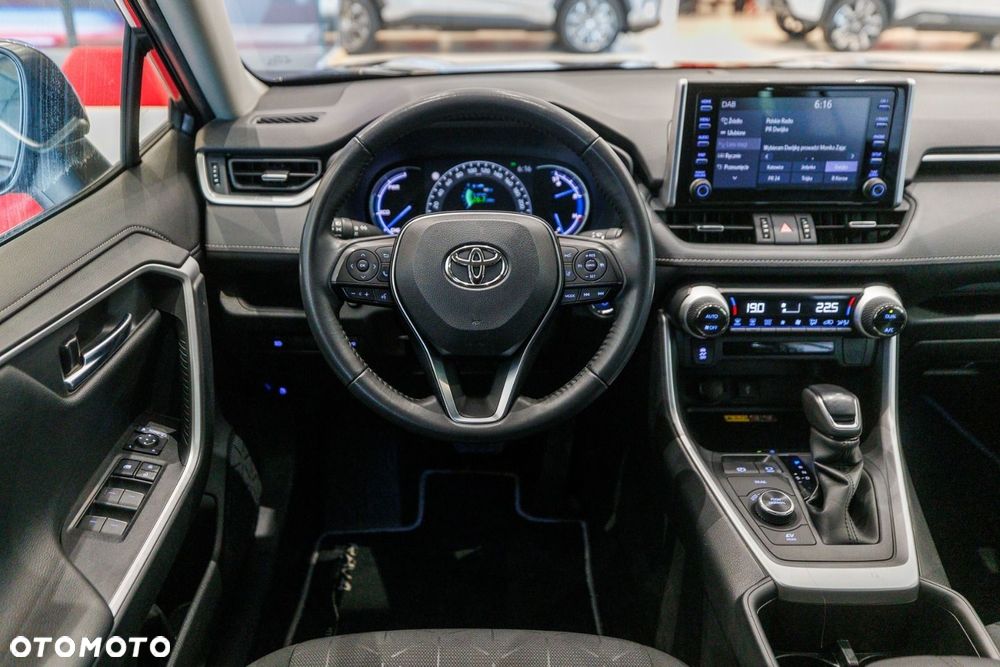 Toyota RAV4 - 30