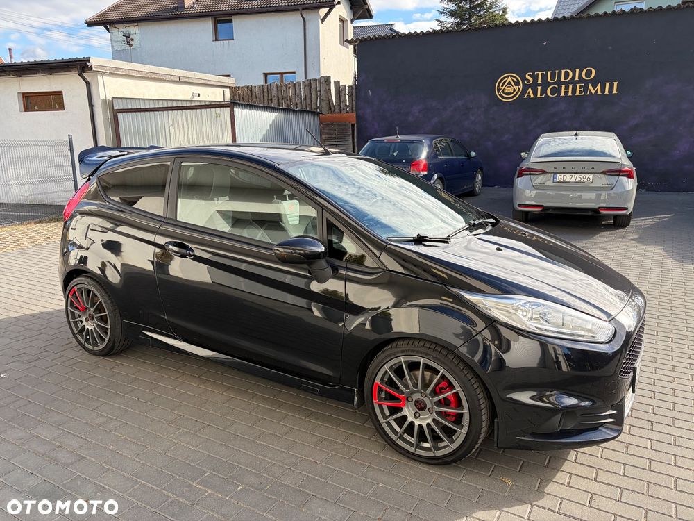 Ford Fiesta ST - 6