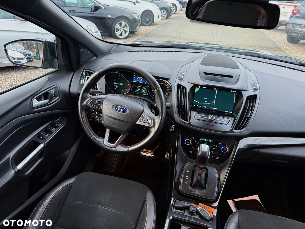 Ford Kuga 2.0 TDCi 4x4 ST-Line - 14