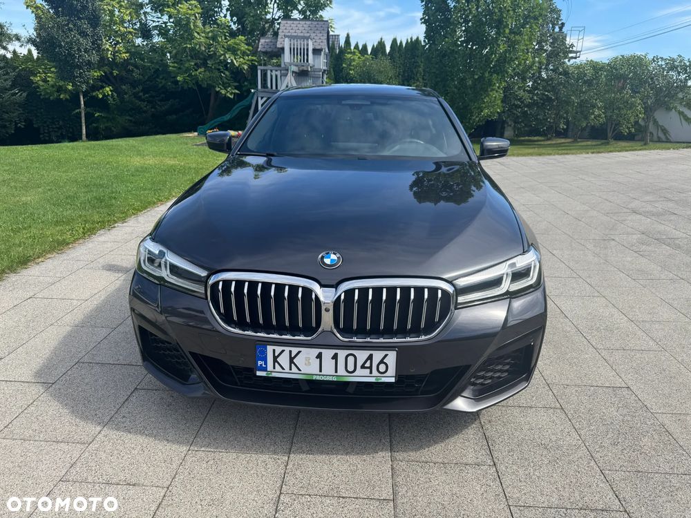 BMW Seria 5 520d xDrive MHEV Sport - 3