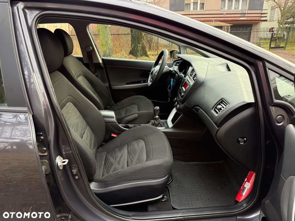 Kia Ceed 1.4 CRDi 90 Spirit - 24