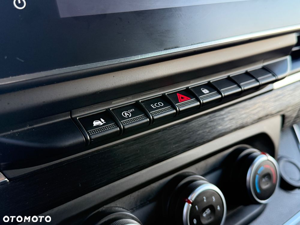Renault Trafic - 28