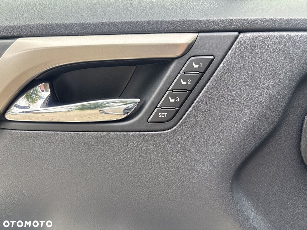 Lexus RX 450h F-Impression - 28