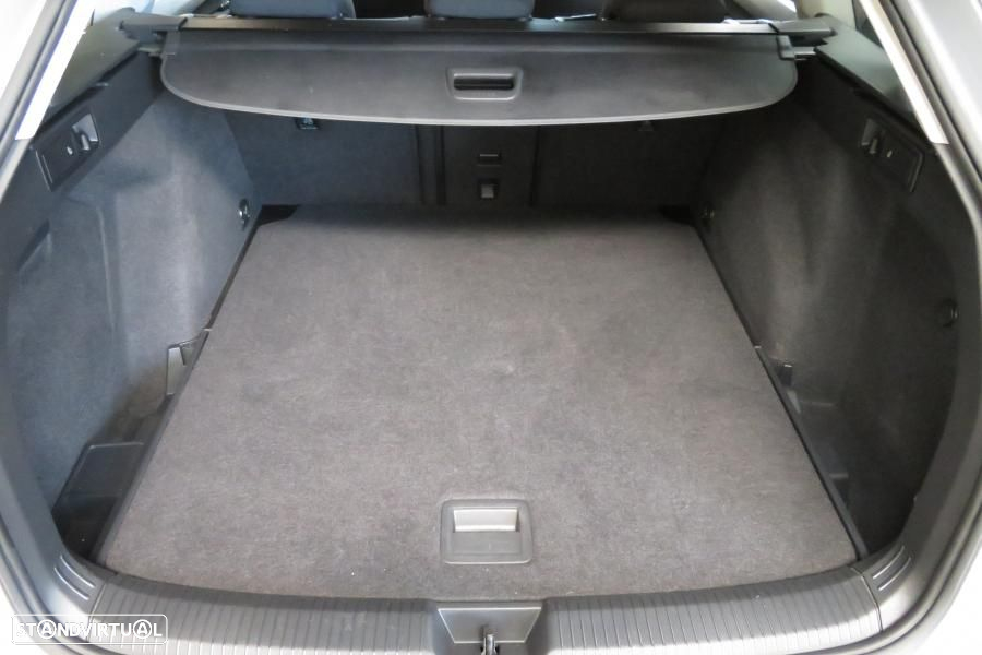 VW Golf Variant 2.0 TDi Life - 35